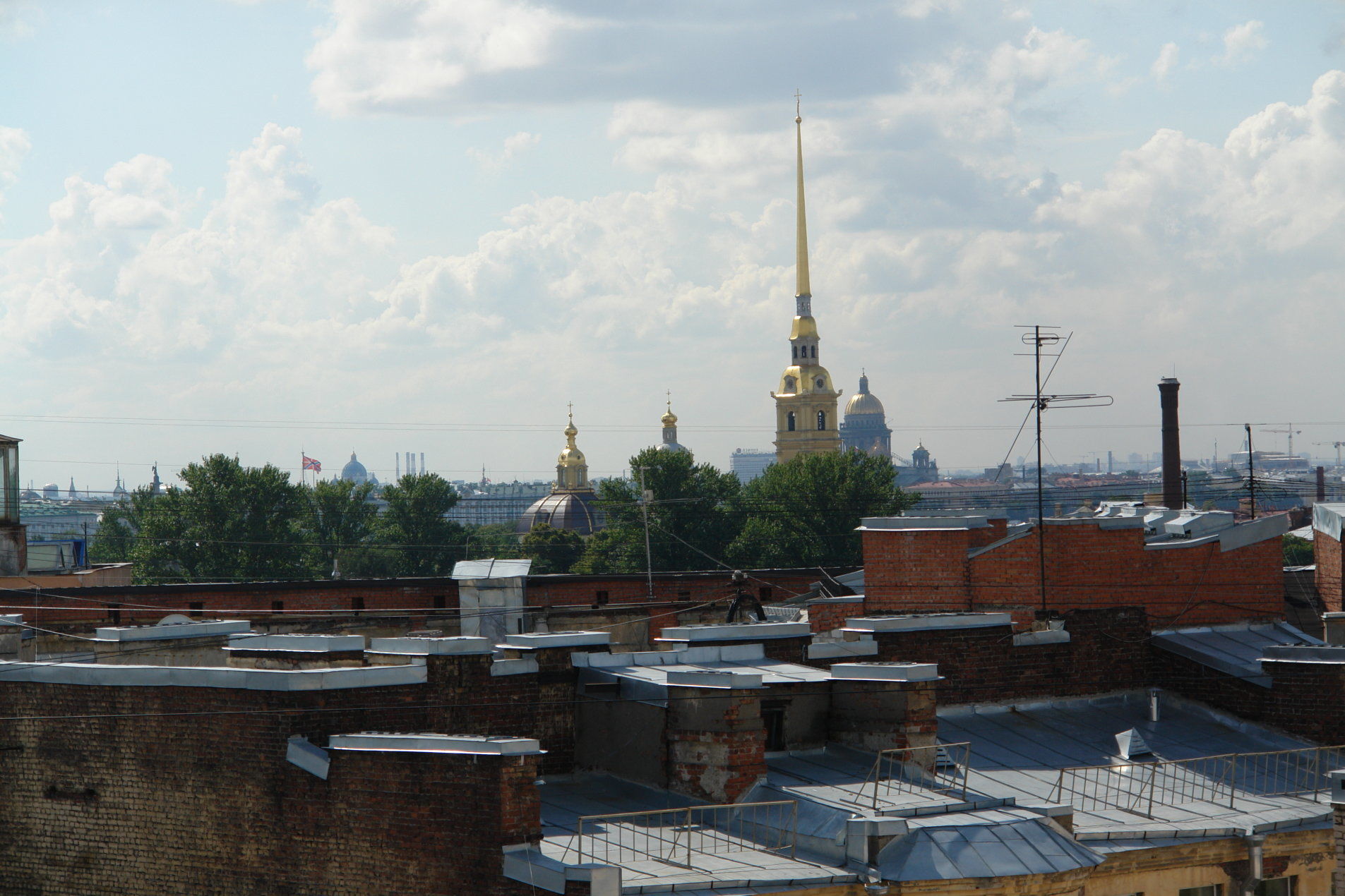 В историческом центре Петербурга 'Серебряные зеркала' Дивенская ул., д.5 В историческом центре Петербурга 'Серебряные зеркала' Дивенская ул., д.5
