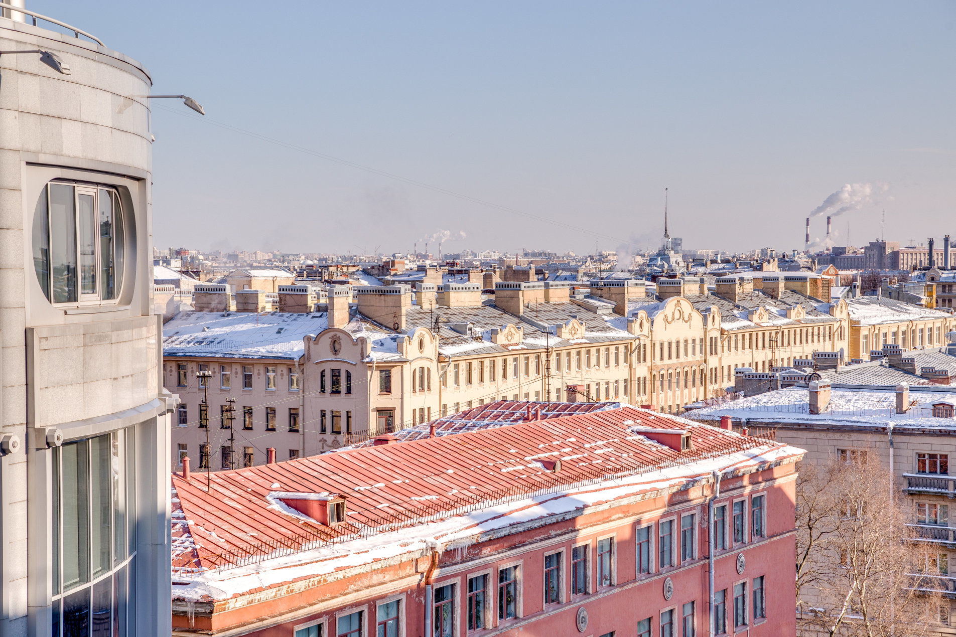 Романтика крыш Петроградки 'Собрание' Большая Посадская ул., 12 Романтика крыш Петроградки 'Собрание' Большая Посадская ул., 12