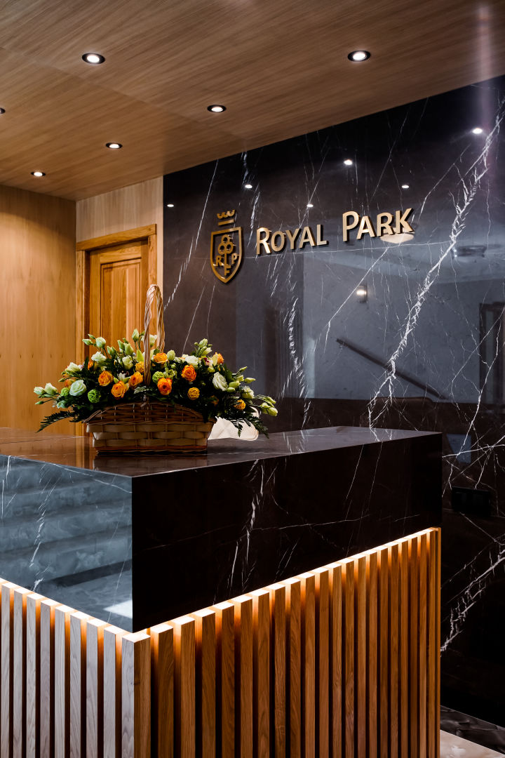 Дизайнерское оформление холлов 'Royal Park' Петровский пр., 2 Дизайнерское оформление холлов 'Royal Park' Петровский пр., 2