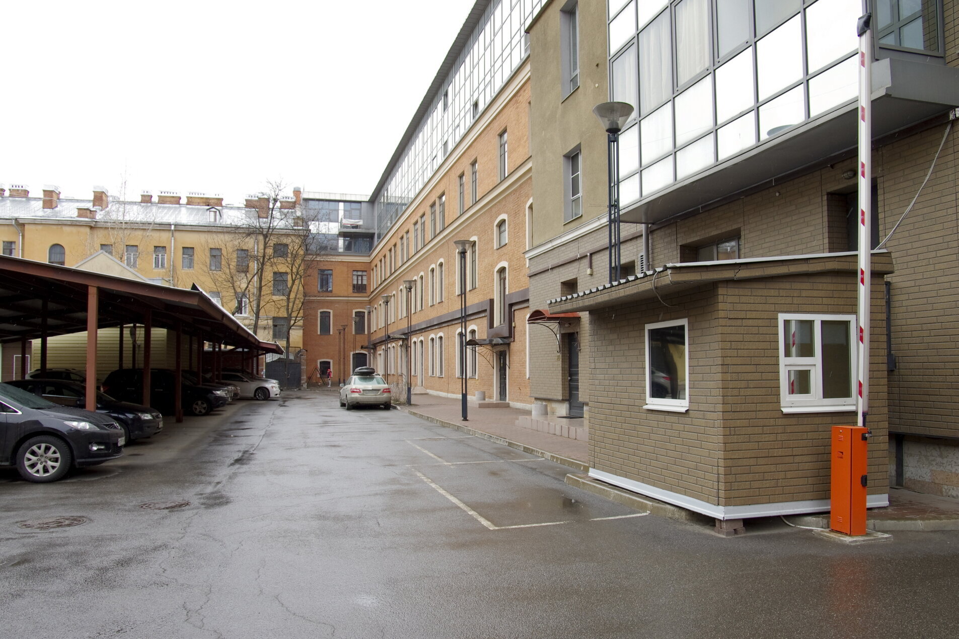 Пост охраны, парковка 'Виленский, 15' Виленский пер., 15