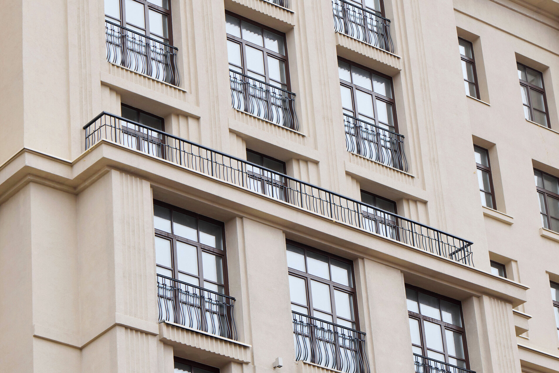 Дом украшают балконы и террасы 'iD Moskovskiy residence & SPA' Московский пр., 72 Дом украшают балконы и террасы 'iD Moskovskiy residence & SPA' Московский пр., 72