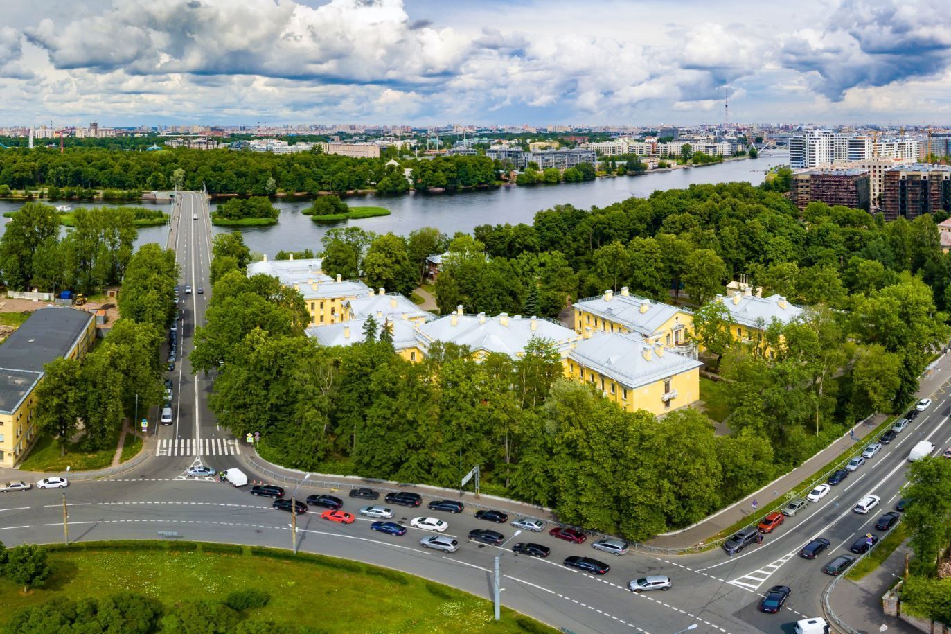 Вид на парки 'GRAND VIEW' Петровский пр., 26 Вид на парки 'GRAND VIEW' Петровский пр., 26