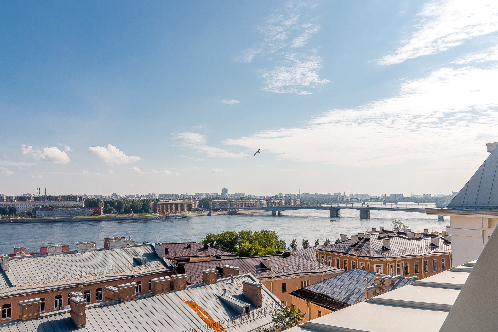 'BAKUNINA 33' Бакунина ул. 33