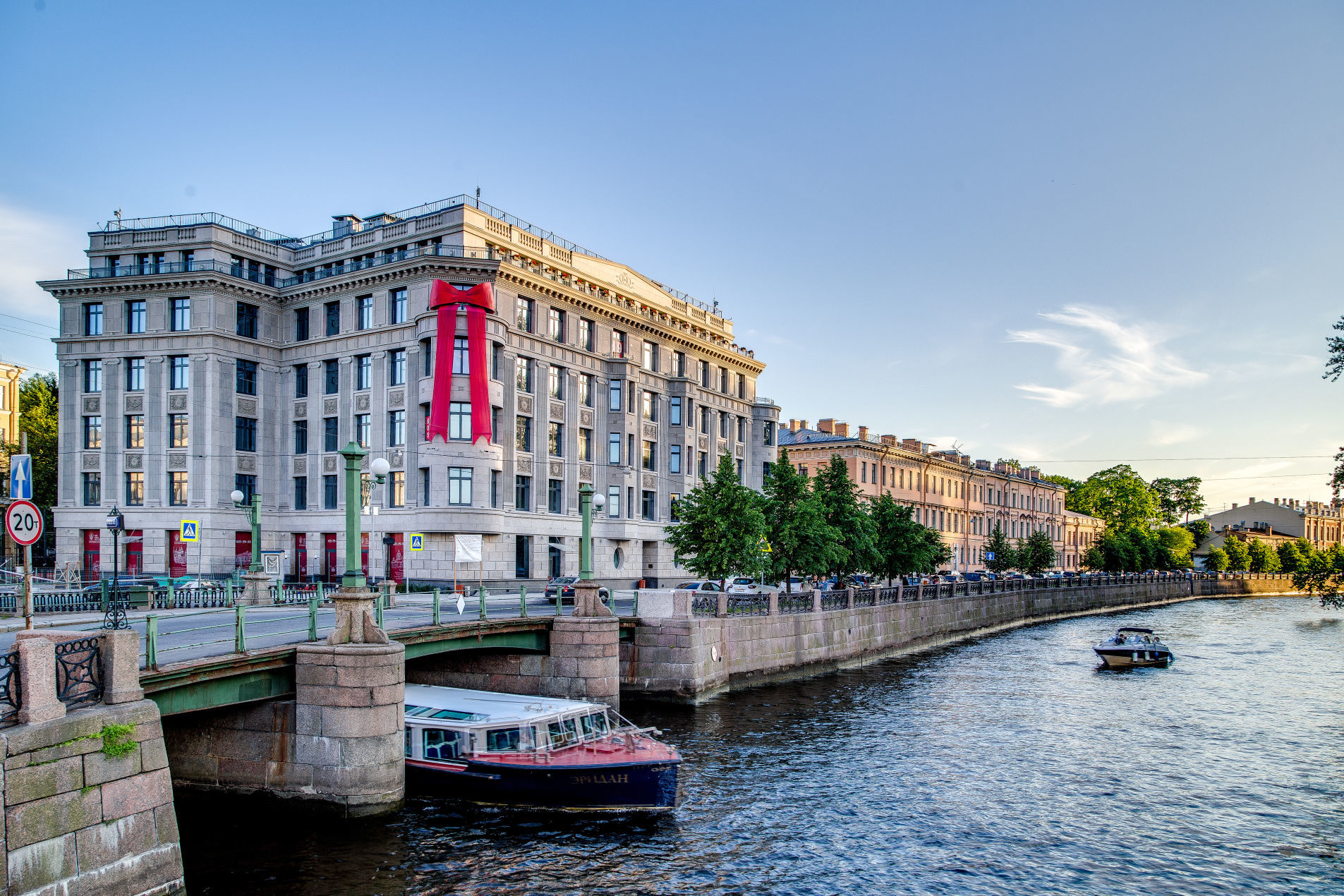 Набережная реки Мойки 'Art View House' Мойки реки наб., 102 Набережная реки Мойки 'Art View House' Мойки реки наб., 102