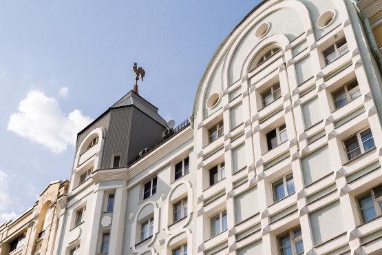 Современный дом в центре 'Шпалерная, 42' Шпалерная ул., 42
