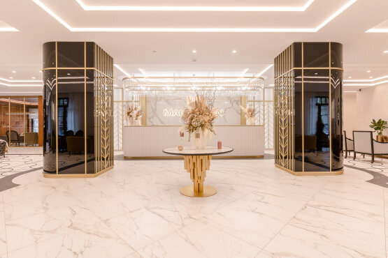 'Manhattan' 13-я Линия В.О., 50